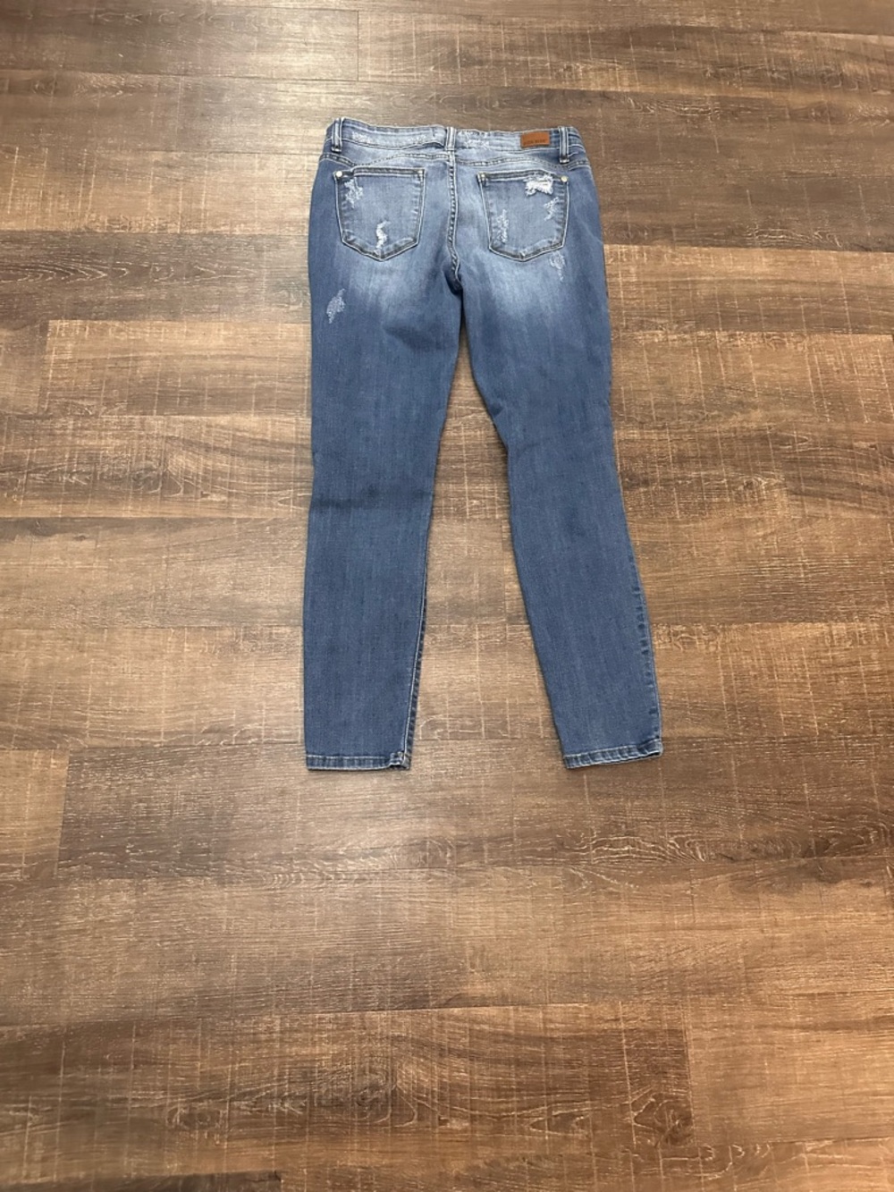 Judy Blue Distressed Animal Print Skinny Medium Blue Denim Jeans Size 11/30 - Picture 2 of 7